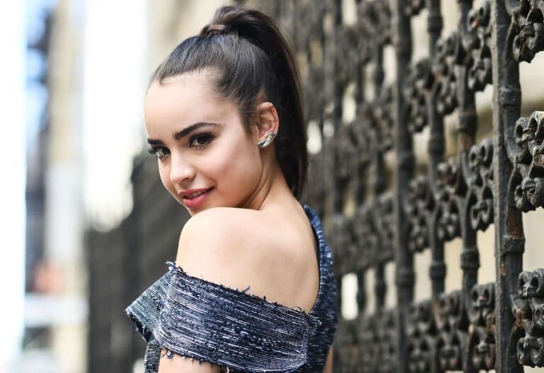 Entrevista con Sofia Carson en WDM Radio Awards, 2017