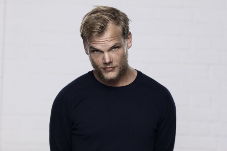 Escucha “AVĪCI” el nuevo EP de Avicii