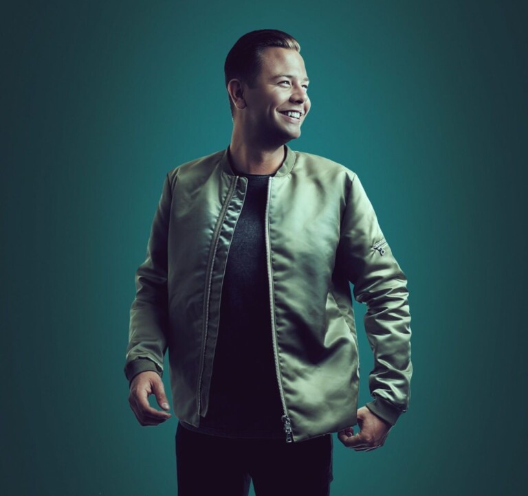 “A los 17 años fui a un club por primera vez y decidí que quería ser el tipo detrás del DJ booth”. – Sam Feldt, 2017