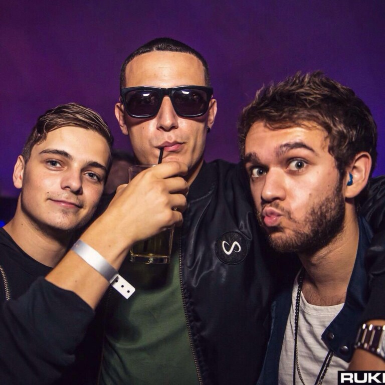 12 canciones que no sabías que produjeron estos DJ’s