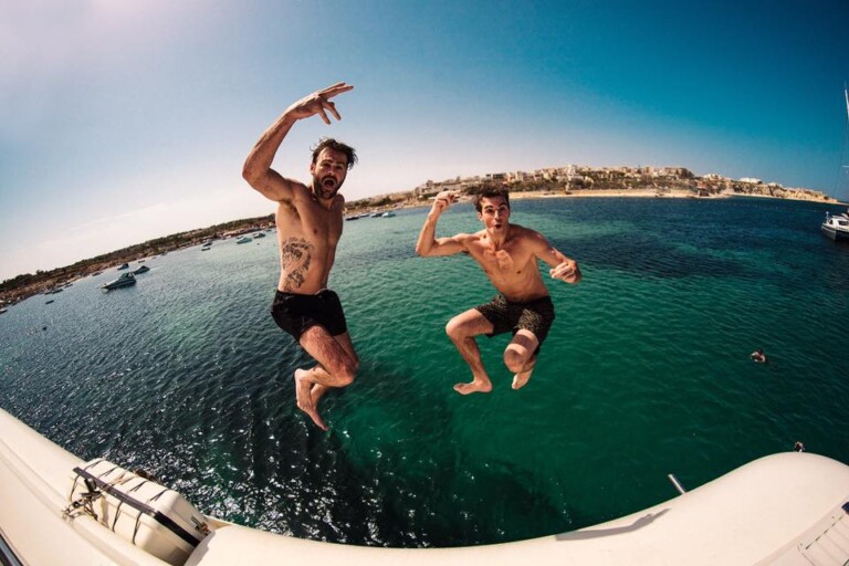 Todos odian a The Chainsmokers con su nuevo video