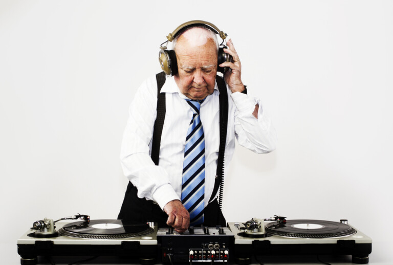 El Alzheimer puede ser combatido con música