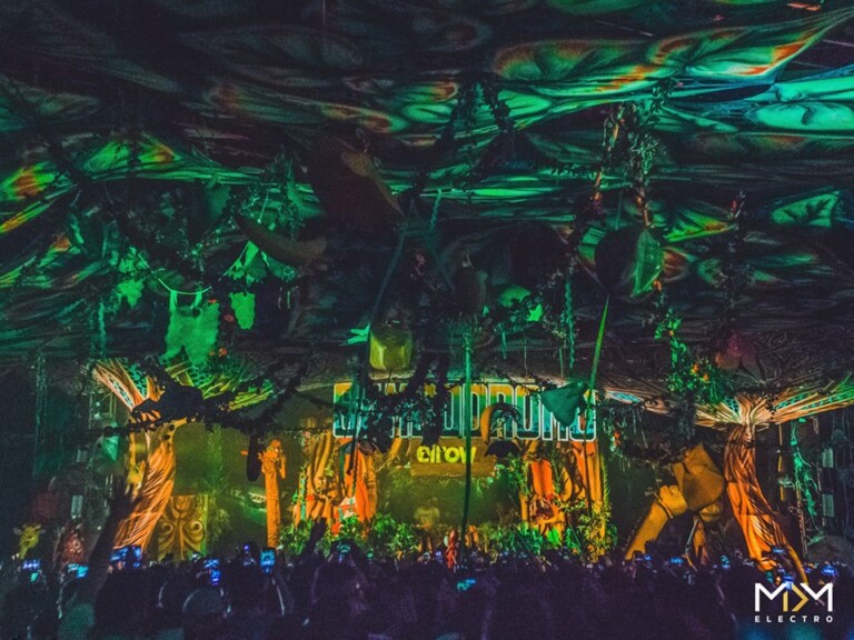 Los mejores momentos de locura en elrow México: Sambowdromo do Brasil