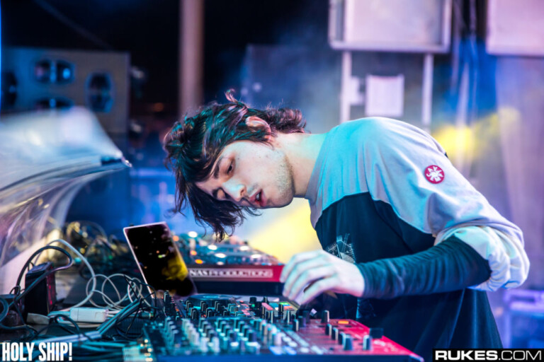 ¿Porter Robinson tendrá su propio festival?