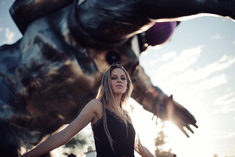 “No debería existir la diferencia entre hombres y mujeres, simplemente se trata de la música”. Nora en Pure, Coachella 2019