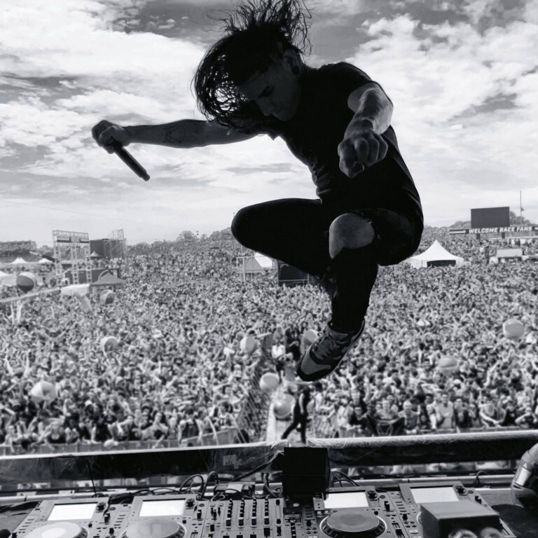 Skrillex, Boys Noize, Ty Dolla $ign presentan Midnight Hour