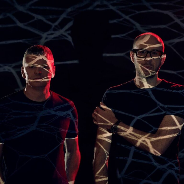 The Chemical Brothers lanzan remixes de “Hey Boy Hey Girl”
