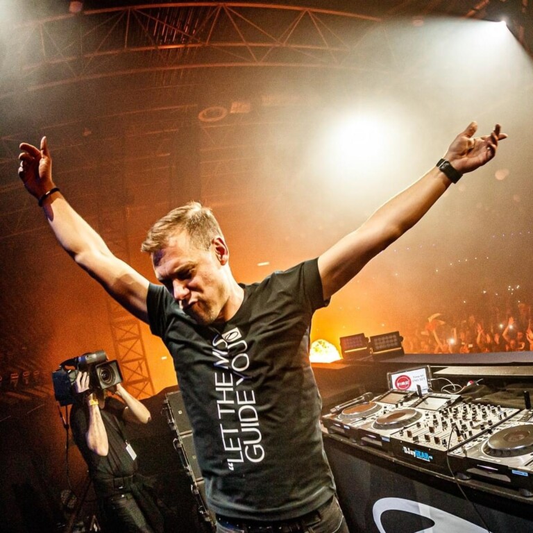 ¡Conoce estos datos antes de asistir a A State Of Trance 1000!