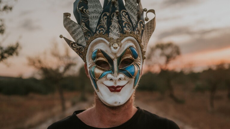 5 razones para no perderte en vivo a Boris Brejcha