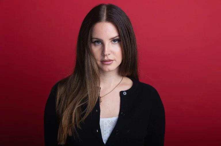 Lana Del Rey lanza su nuevo sencillo “A&W”