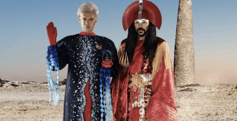 ¡El sol vuelve a brillar! Empire Of The Sun regresa con su nuevo sencillo Changes