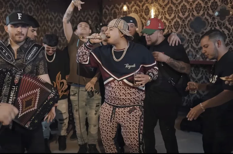 Fuerza Regida y Grupo Fontera estrenan el video oficial de “Me Jalo”