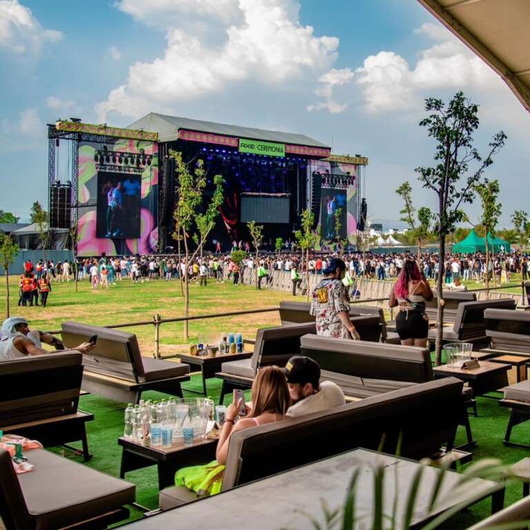 Vivir Ceremonia 2025 con PLUS: Más que un festival, una experiencia sin límites