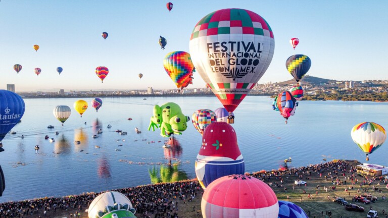 Afrojack, Martin Garrix y Dimitri Vegas en la Feria Internacional del Globo 2025