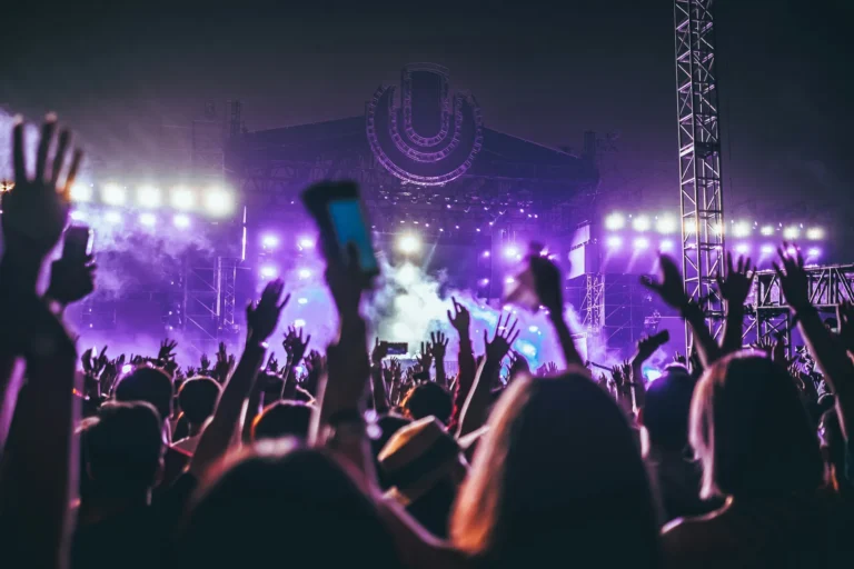 Tu cartera no sobrevivirá: los festivales que vienen para cerrar 2026